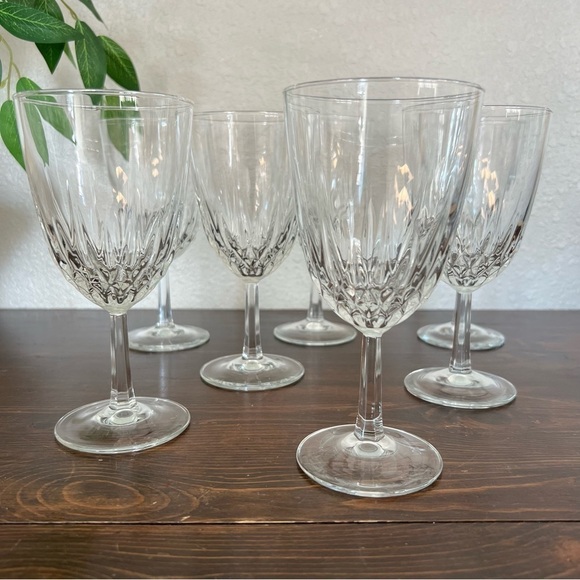 Diamant Cristal D'Arques Clear Glass Wine Stemware Water Set of 7 Made in France - Picture 1 of 8